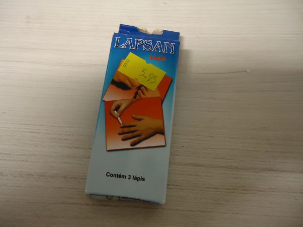 Adstringente Para Unhas em Lápis